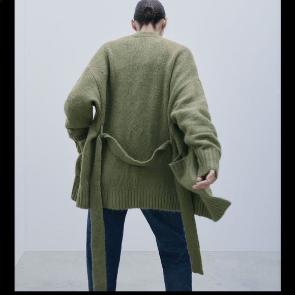 Zara Oversized Belted cardigan - Picture 5 of 7